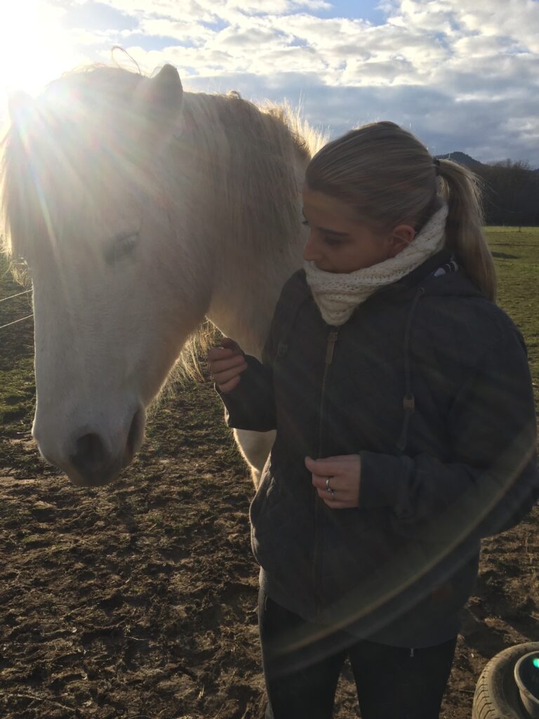 la communication animale fonctionne par télépathie